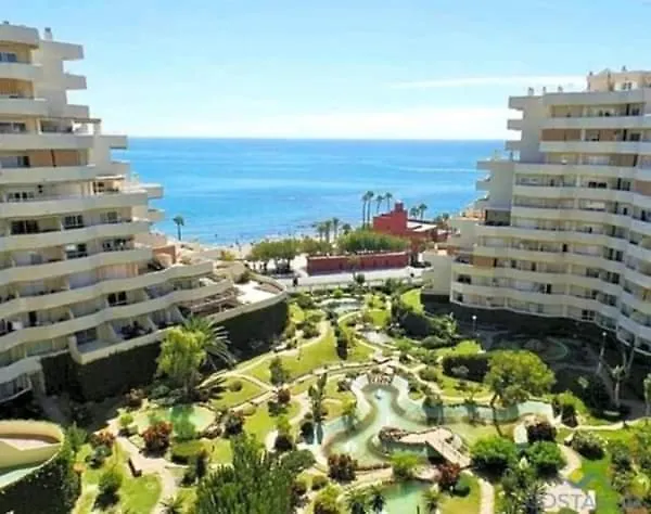 Apartamento Benalbeach, estudio en primera línea de playa Benalmádena España